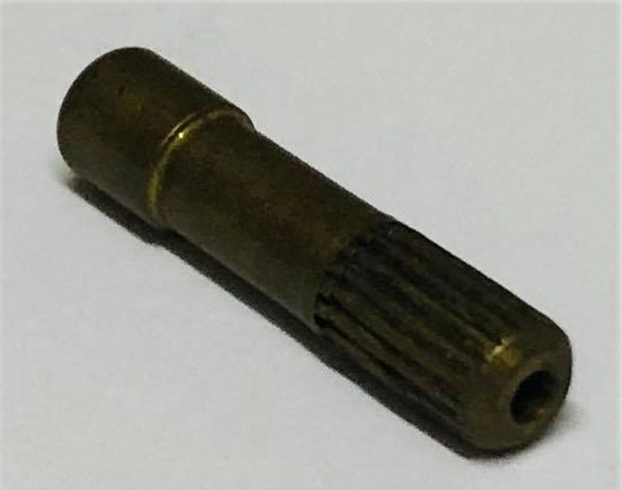 Conexión de latón maquinada en CNC